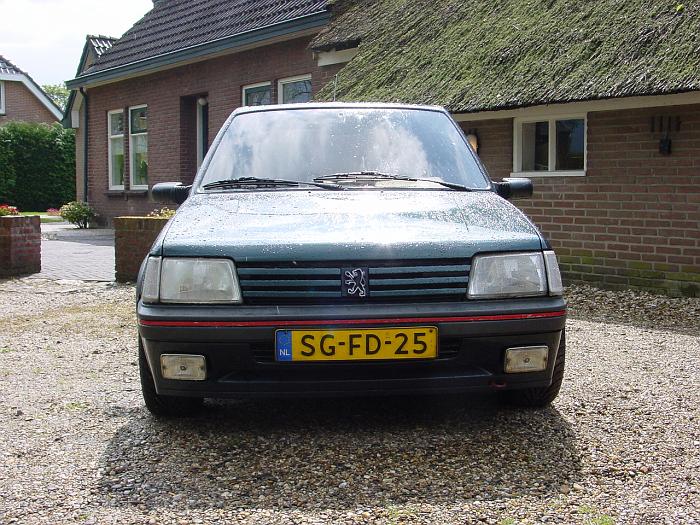 205 GTi (26)